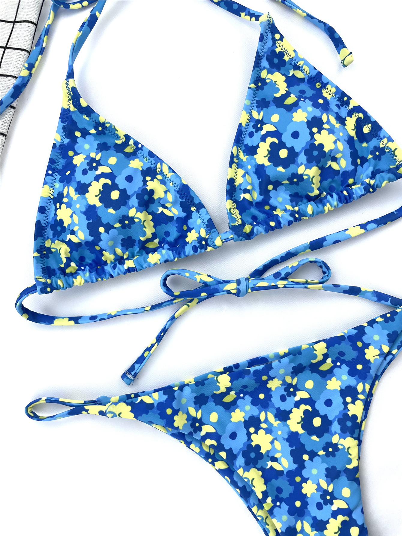 Title 5, Ladies Split Swimsuit Blue Floral Lace-Up Bikini