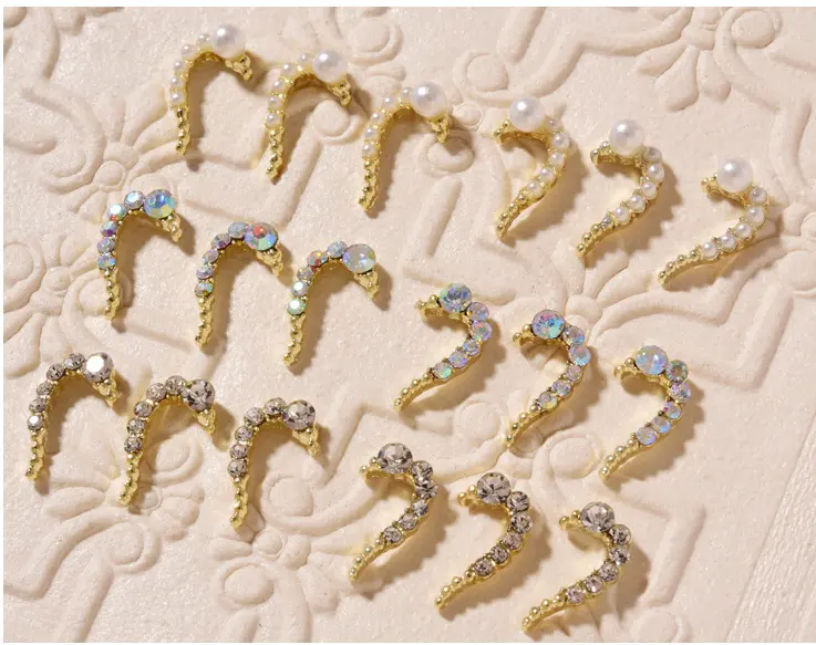 Nail Art DIY Love Heart Alloy Jewelry