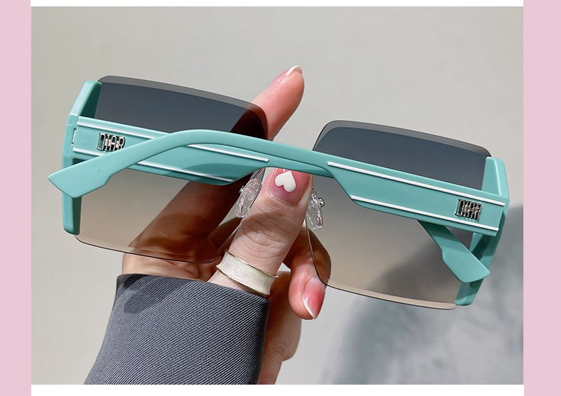 Title 4, Square Rimless Cut Edge Fashion Sunglasses