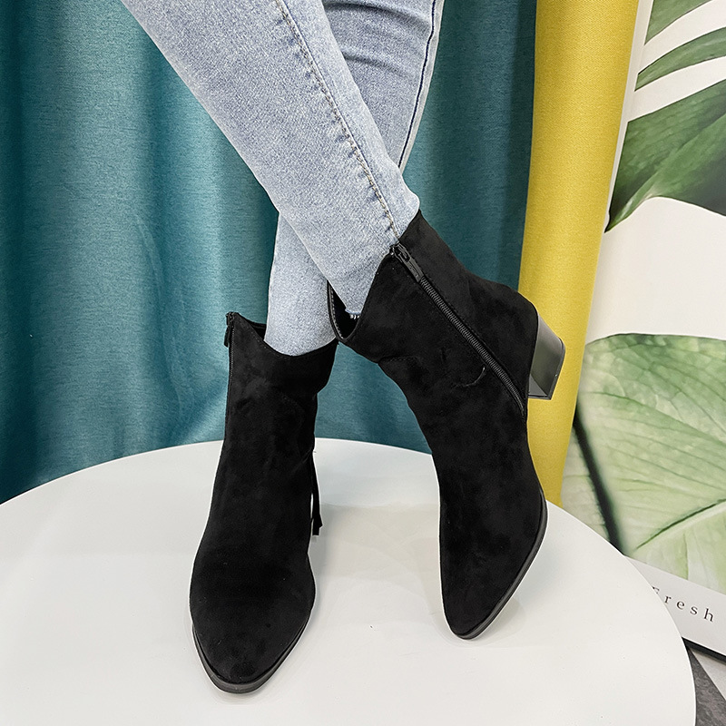 Pointed Chunky Heel Side Zip Short Boots