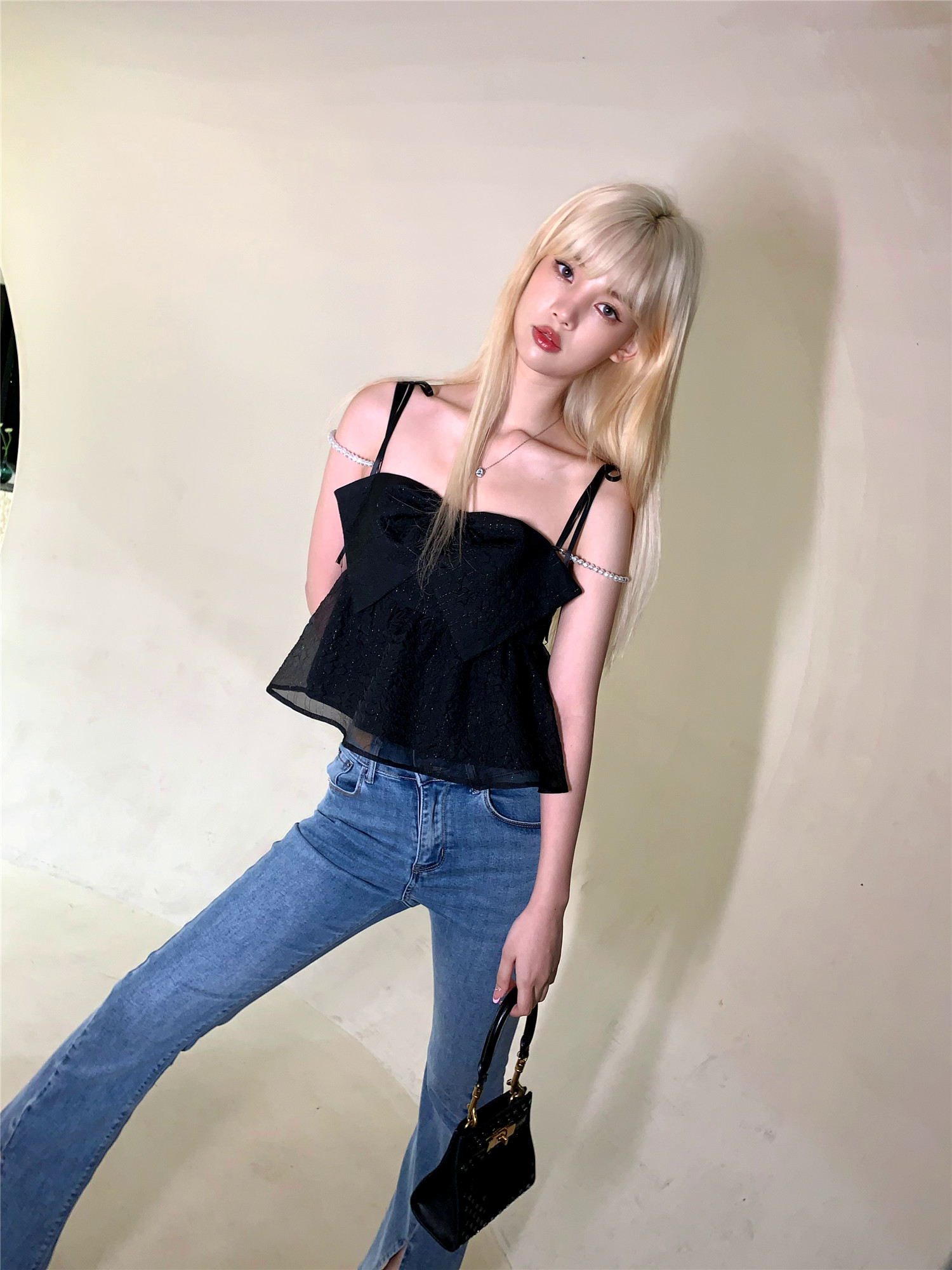 Solid Color Pure Desire Basic Versatile Pearl Chain Top