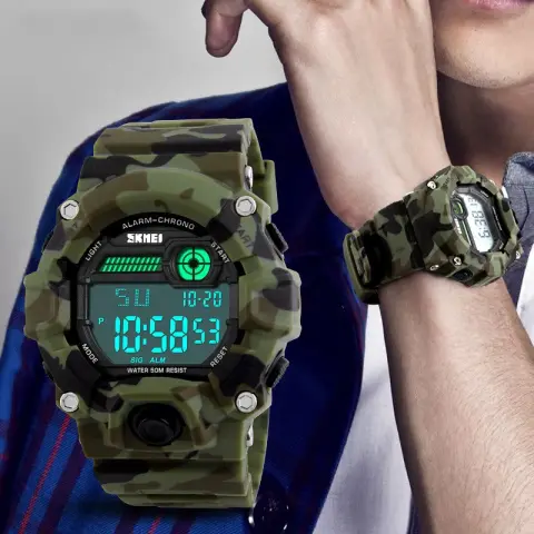 Stylish and Versatile Waterproof Men's Sports Electronic Watch