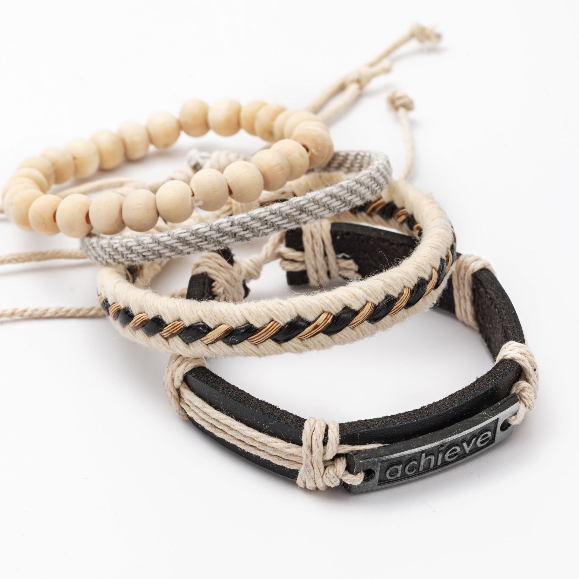 Title 3, Vierdelige armband met gepersonaliseerde mode-a...