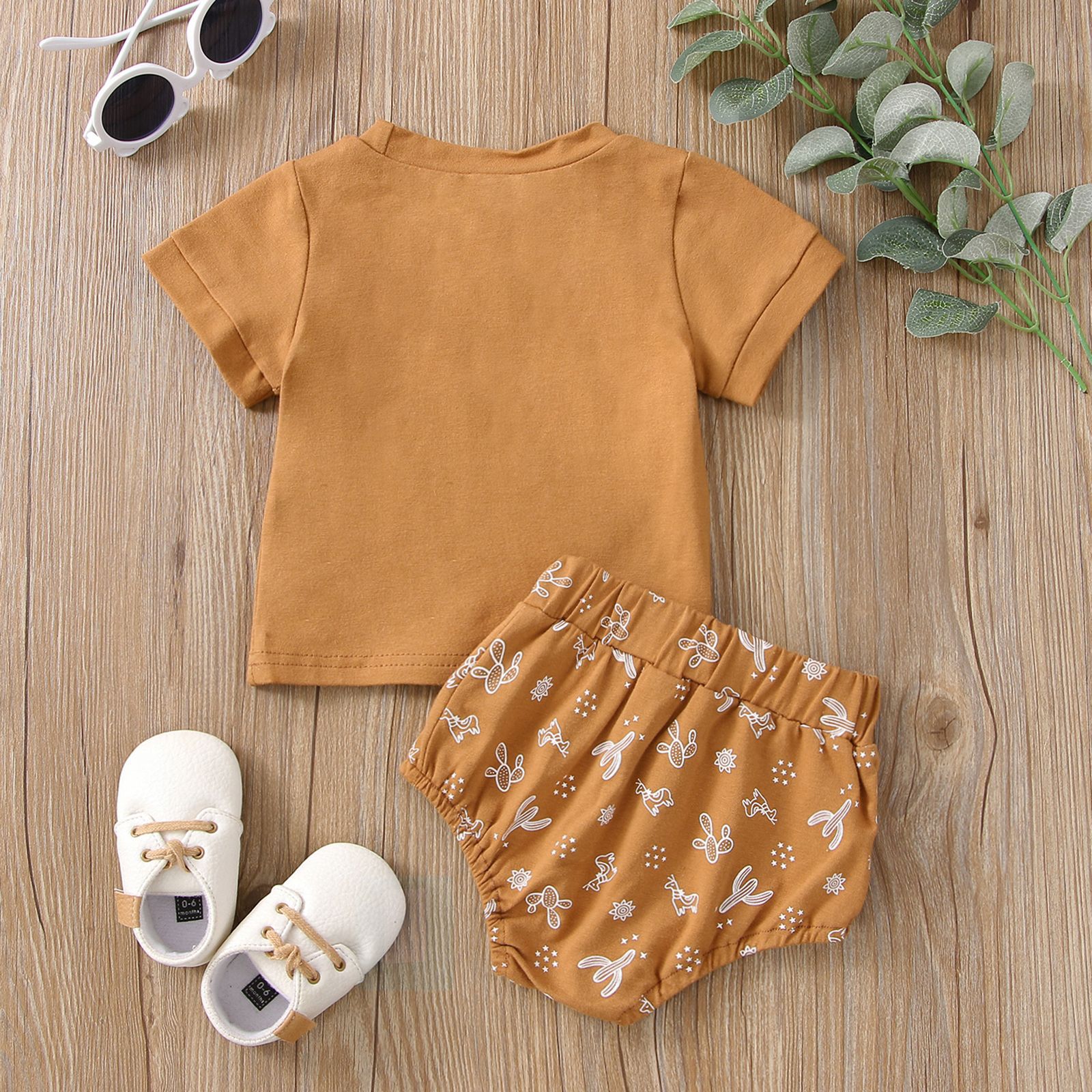 Cactus Letter Print Short Sleeve Top