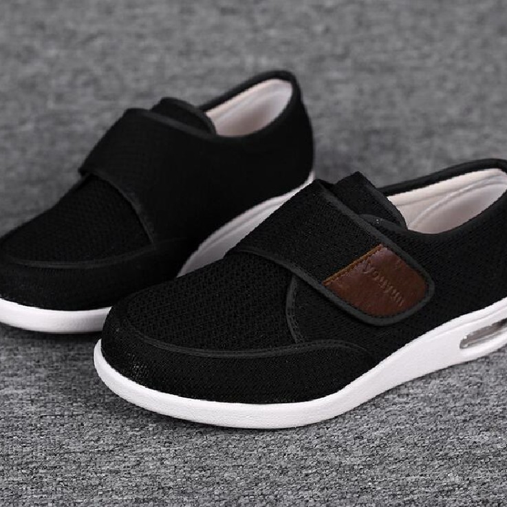 Lightweight Portable Breathable Large Size Casual Air Cushion Dad Shoes