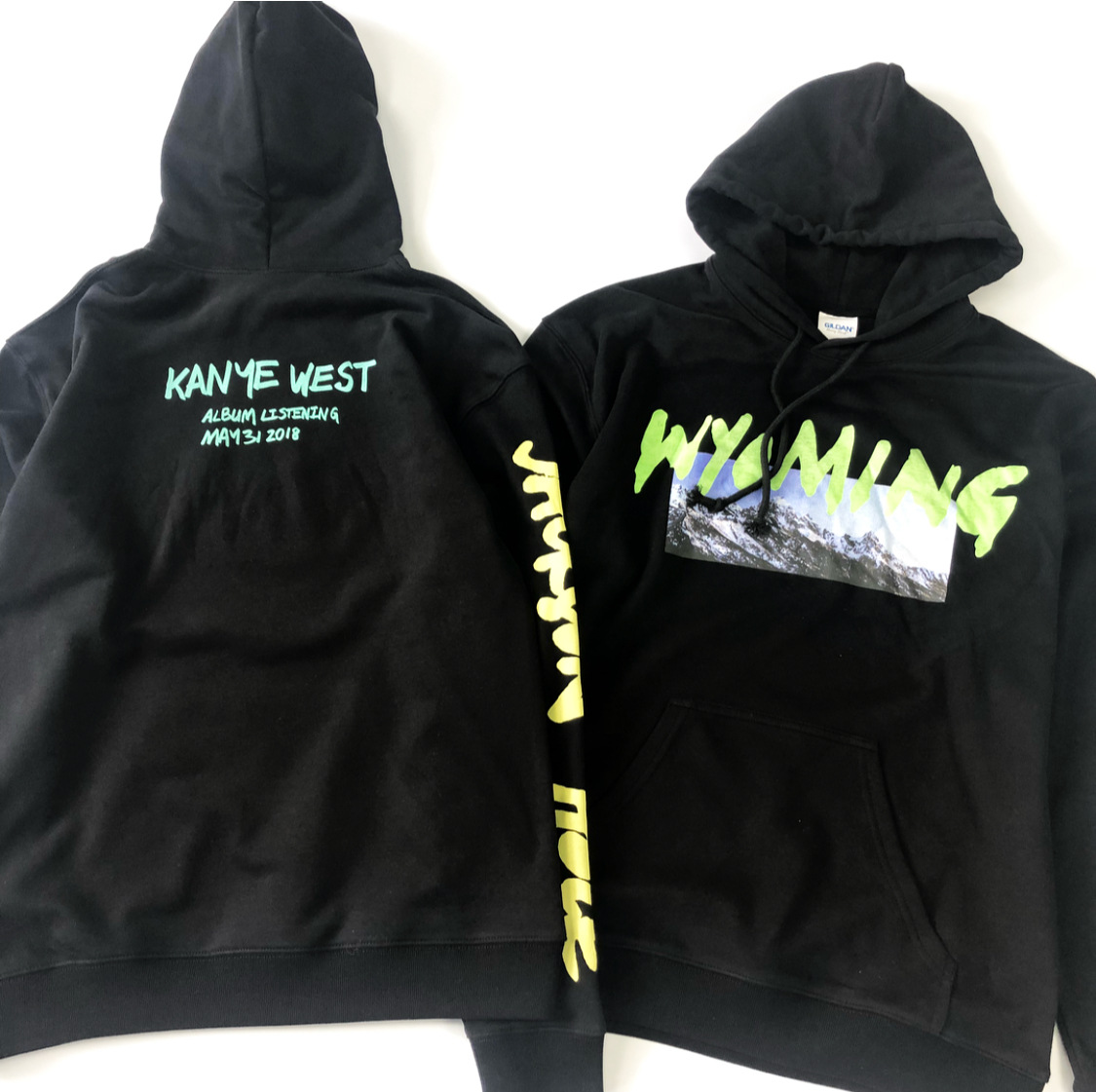 Snow Mountain Graffiti Letter Pattern Men's And Women's Loose Hoodie