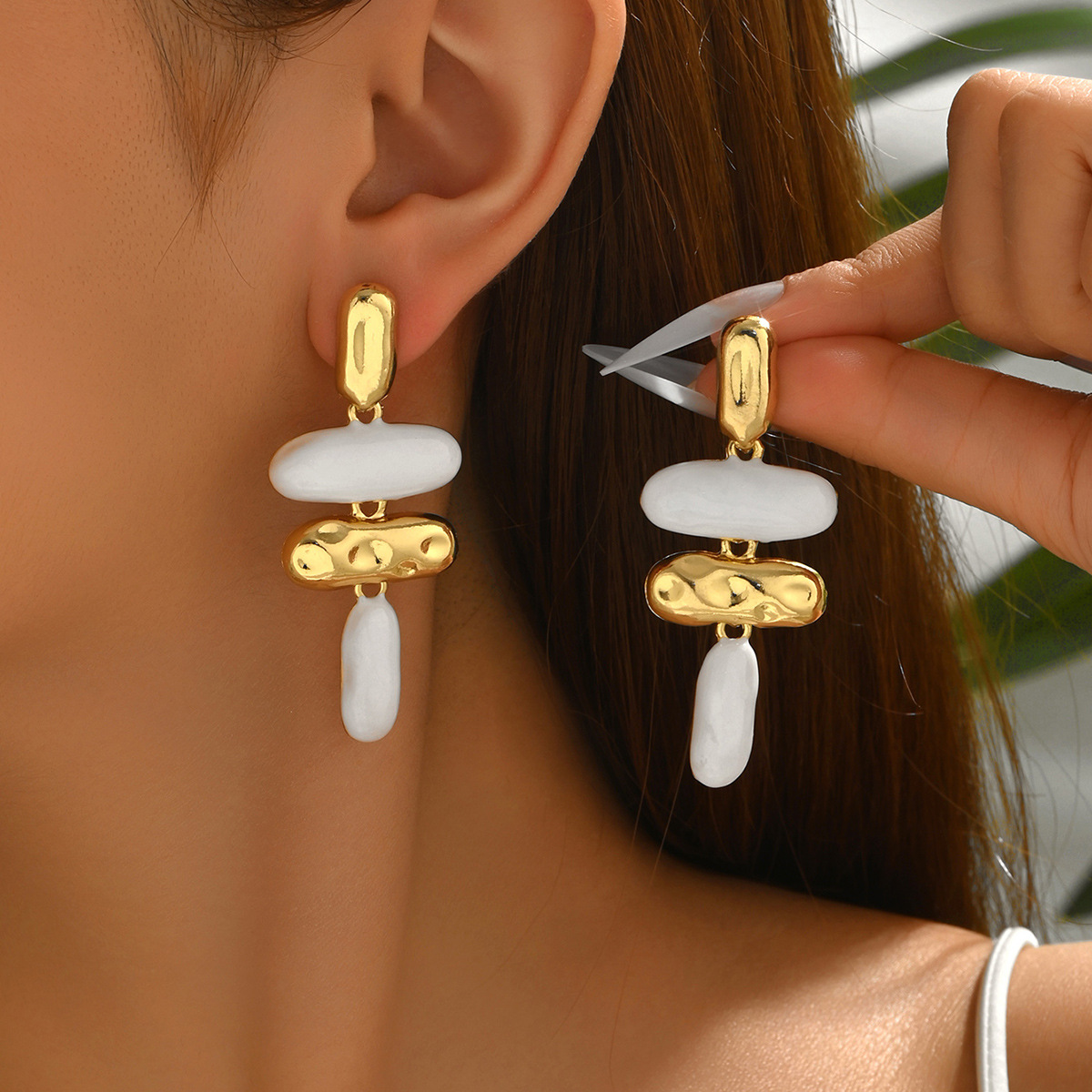 Cross-border European American Women Drop Earrings, Niche Premium Geometric Enamel Drip Design, Versatile Daily Ear Jewelry For Ladies