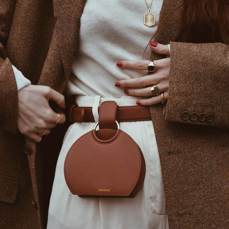 Title 6, Simple half - circle waist ring saddle bag