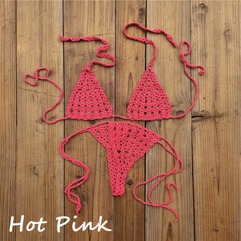 Title 10, Ensemble bikini crocheté à la main