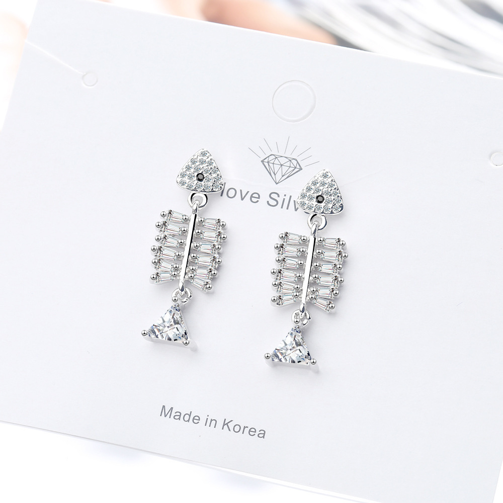 Title 7, Fishbone Design Sense Earrings Niche