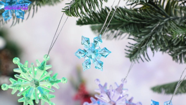 60PcsChristmas Winter Snowflake Ornaments Winter SnowflakeHanging Snowflake Ornaments For Tree, Crystal Pendants With Rope, For Holiday Party DIY Decor,Multicolor 6