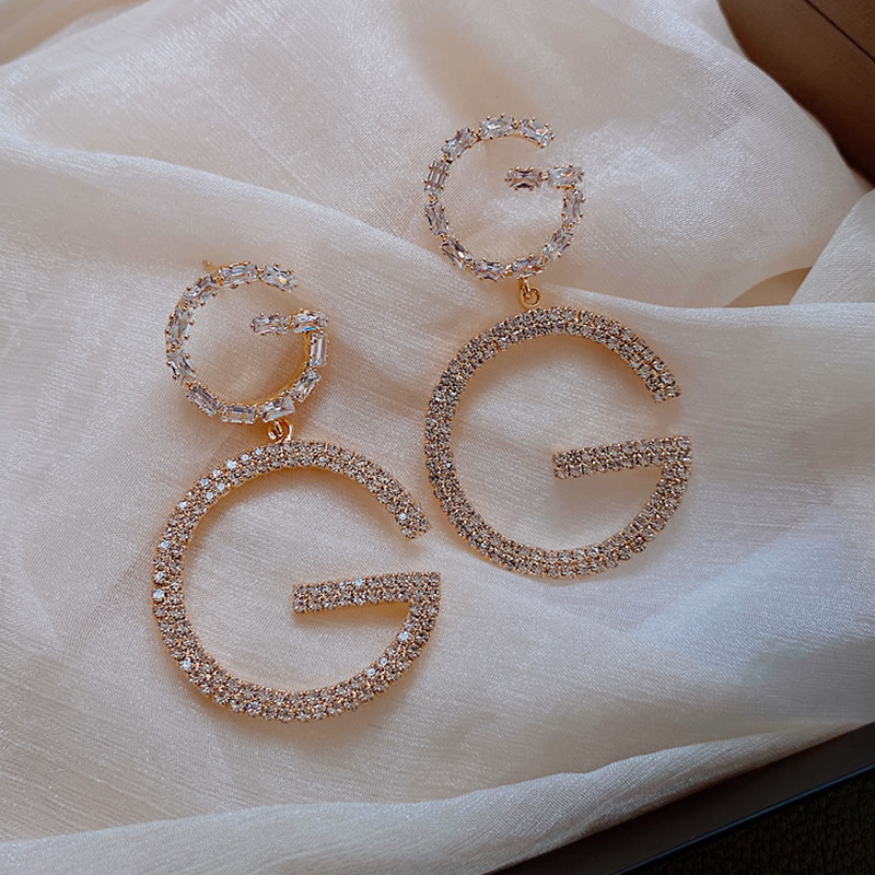 Title 3, European And American Full Diamond Letter G Ear...