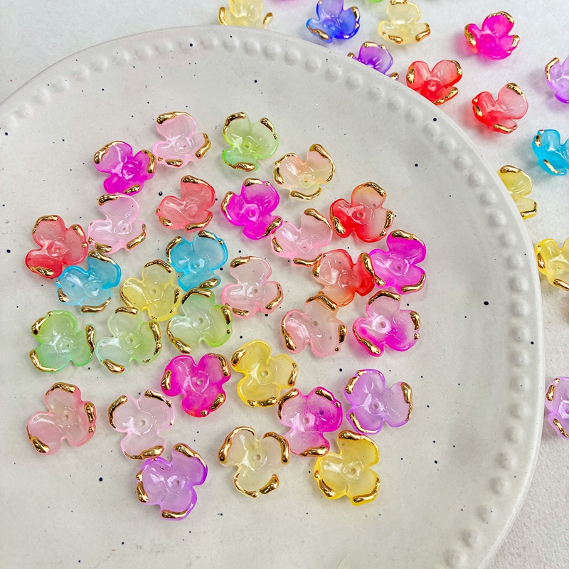 Gold-Edged Acrylic 3-Petal Clover Charms, Translucent Two-Tone Gradient Center-Drilled Spacers For DIY Vintage Hair Sticks & Earring Drops.