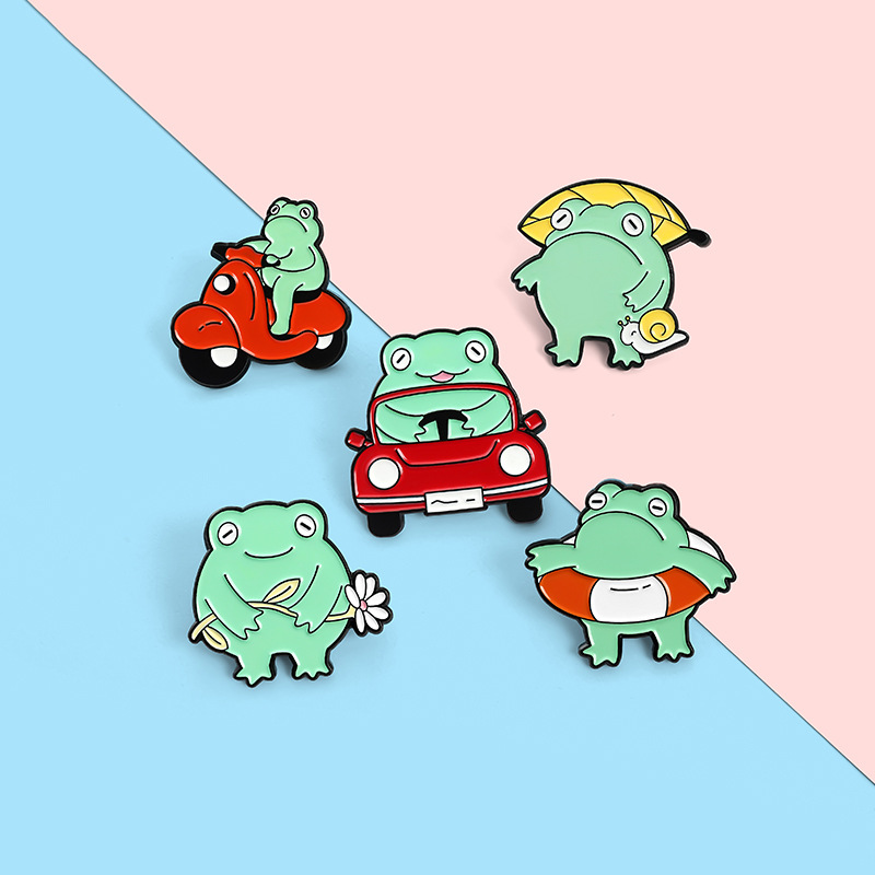 Oil Dripping Alloy Cute Frog Brooch - Image 3