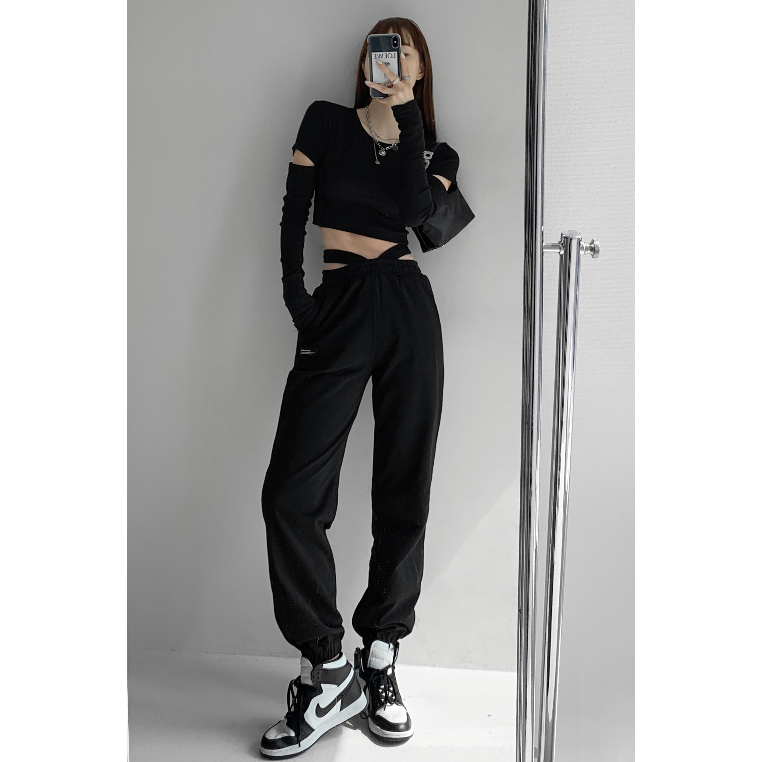 Title 5, Women High End Elastic Waist Sports Pants