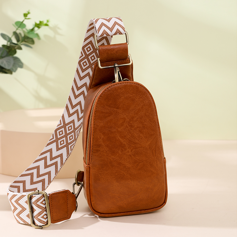Women Chest Bag Sling Bag, Guitar Strap Small Crossbody Pu Leather Satchel Daypack