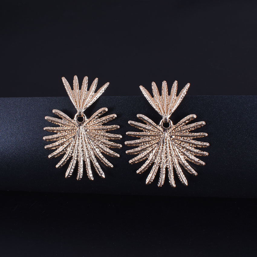 Fashion Creative Leaf Metal Earrings