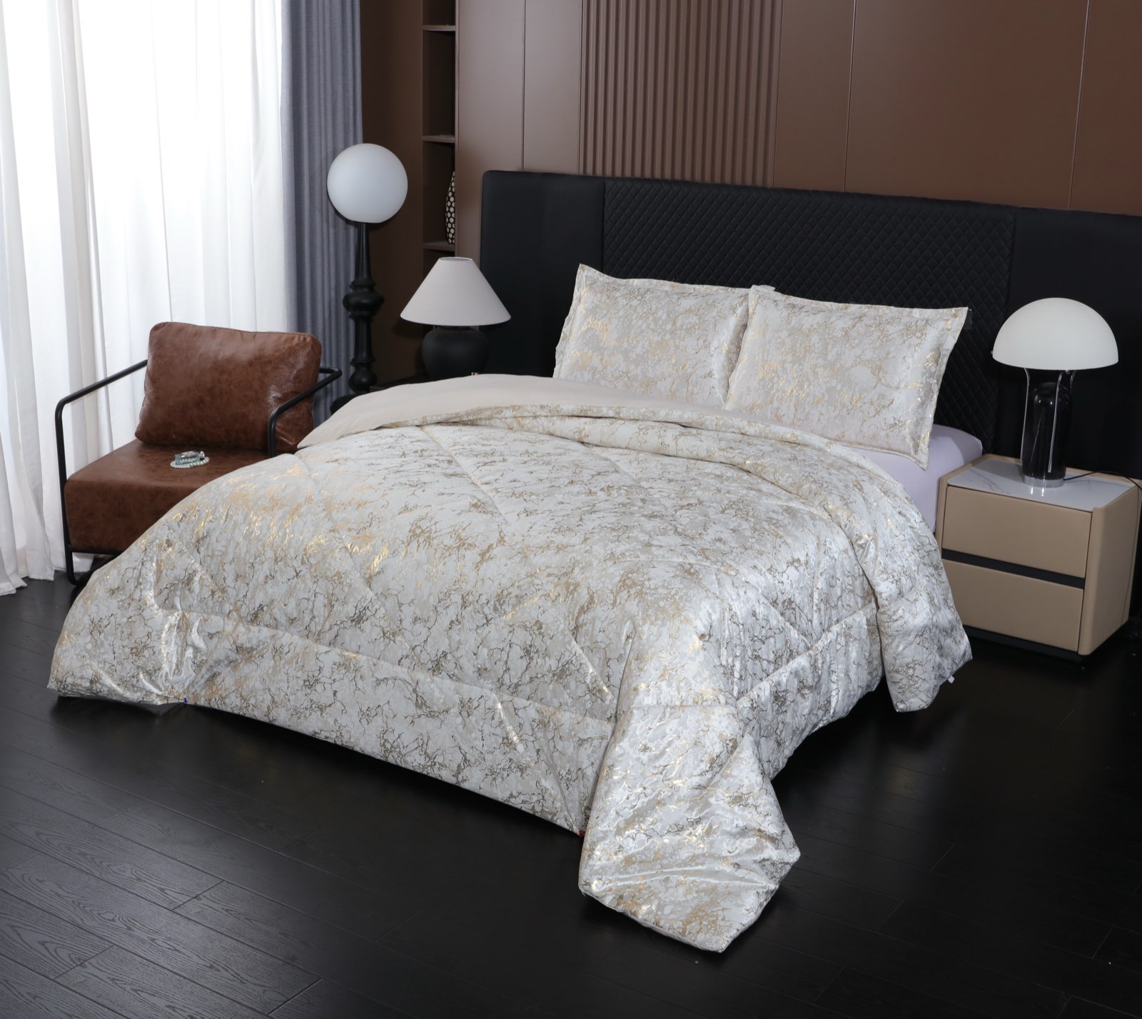 3-Piece Ivory Beige Luxury Metallic Style Comforter Set For Queen And King