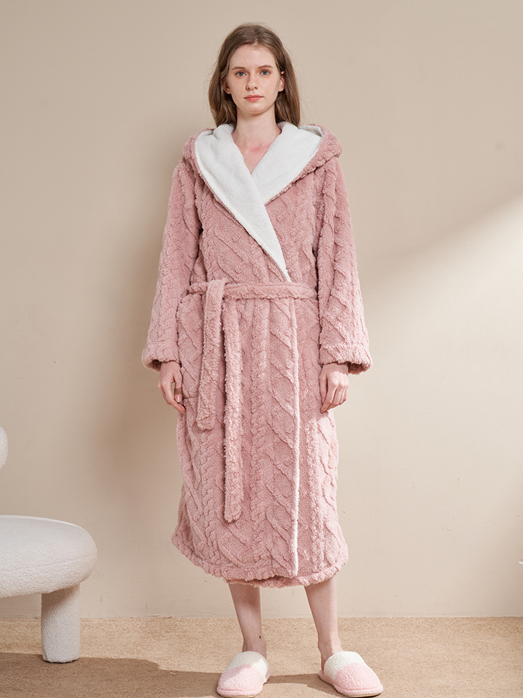 Title 3, Plush Thickened Coral Velvet Fashionable Bathrobe