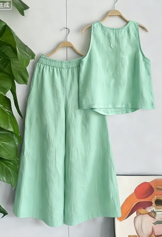 Mint Green Side Button Sleeveless Cropped Top & High Waist Flowy Wide Leg Culottes 2-Piece Set