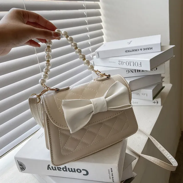 Fashionable Bowknot Lingge Pearl Portable Messenger Bag White - Shop at LoveMi