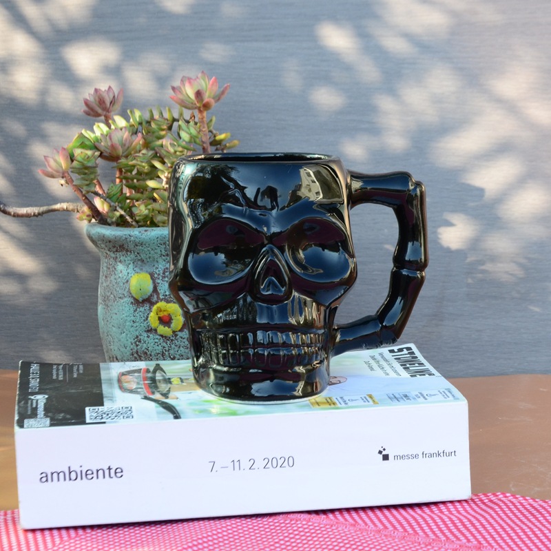 Skull Stereo Ceramic Mug Halloween (White skull1)