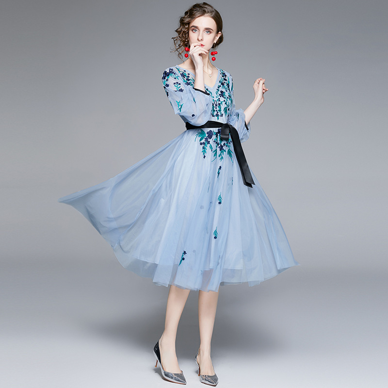 Mesh Embroidered Midi Dress, picture 6 of 8