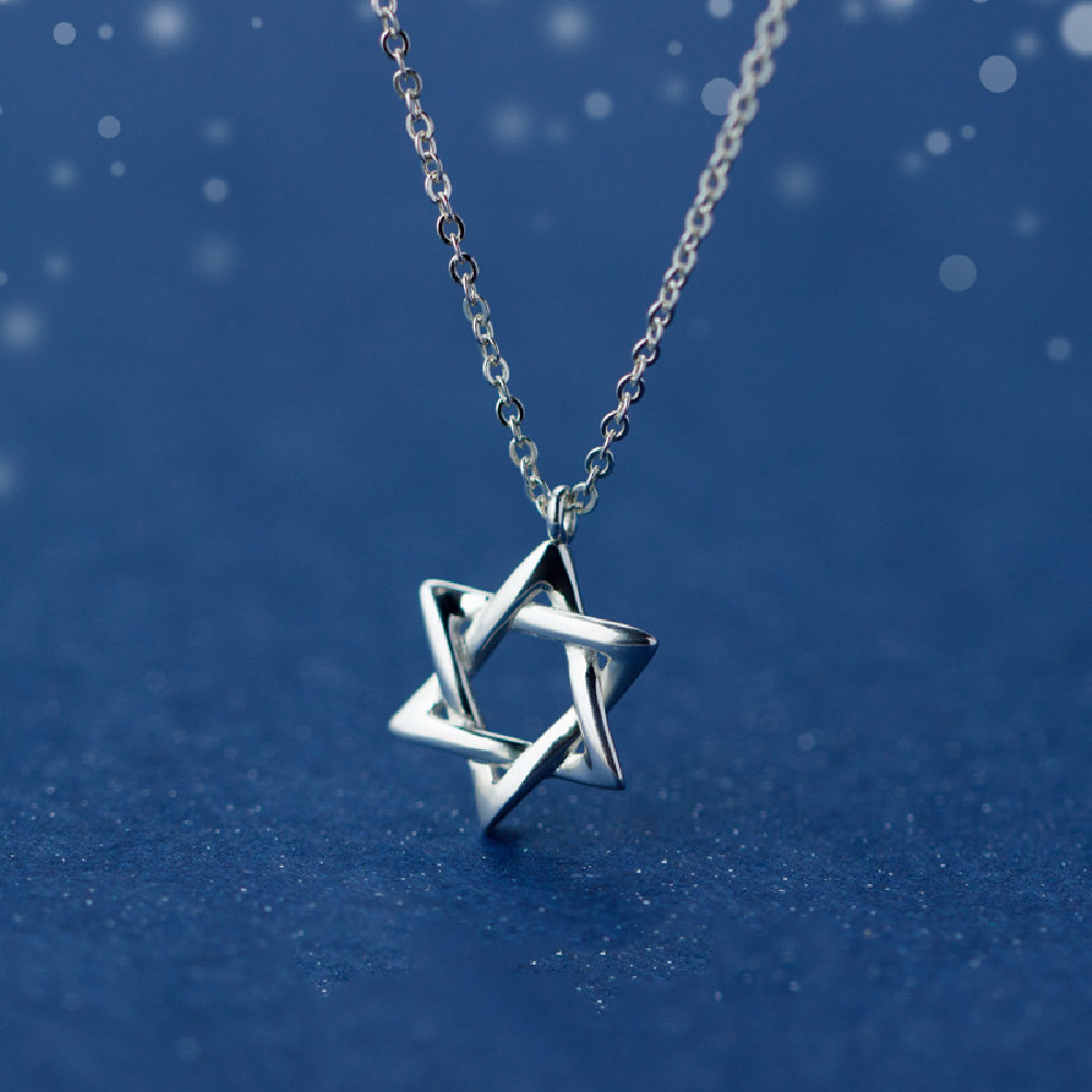 Hollow Out Short Collarbone Chain