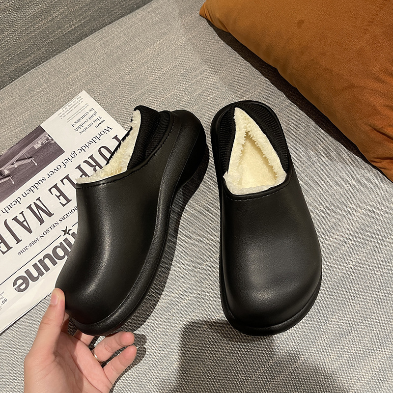 Thick bottomed Home Furnishing Large Head Platform Slippers Black - Shop at LoveMi