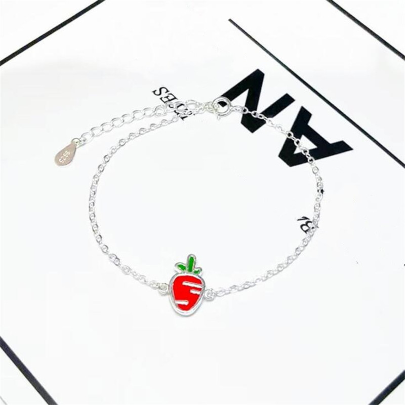 Small Drop Glue Carrot Bracelet