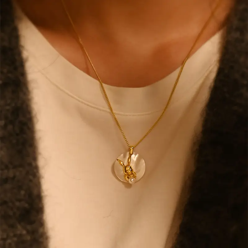 Pearl Rabbit Round Brand Necklace Sweet And Versatile