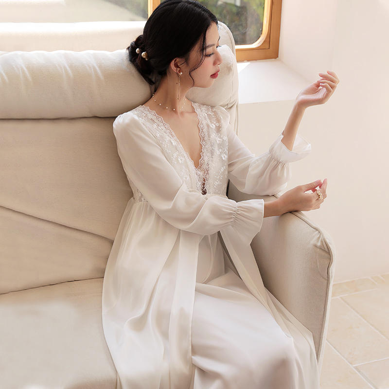 Title 7, Female French Niche Morning Gown Nightgown Lace...