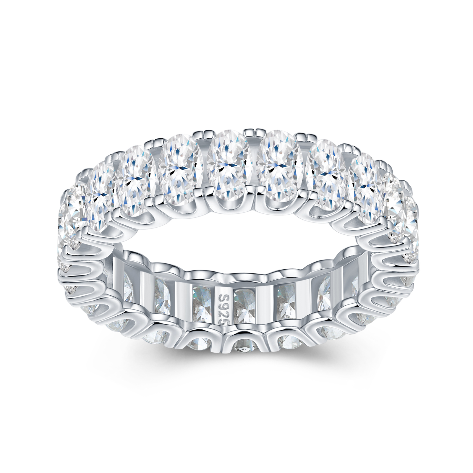 A Luxurious And Fashionable Minimalist Jewelry Ring Featuring Top-quality Moissanite, Made Of S925 Silver Electroplated With Platinum.