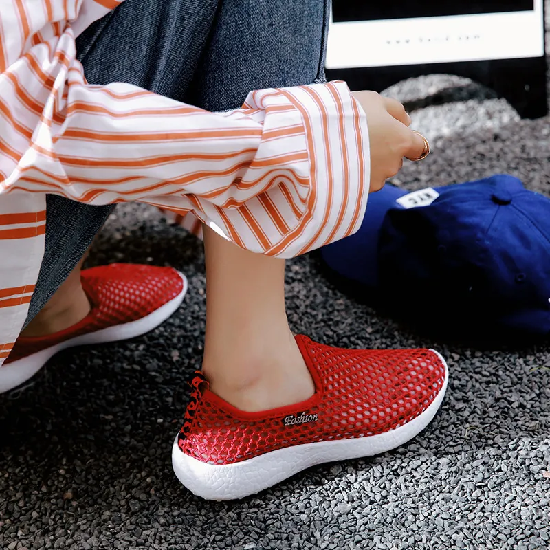 Mesh Single Shoes Lightweight Sneakers - Red