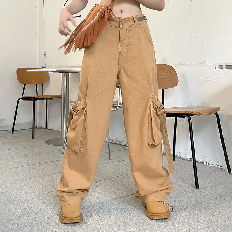 Woven Trousers With Side Pockets And Side Pockets