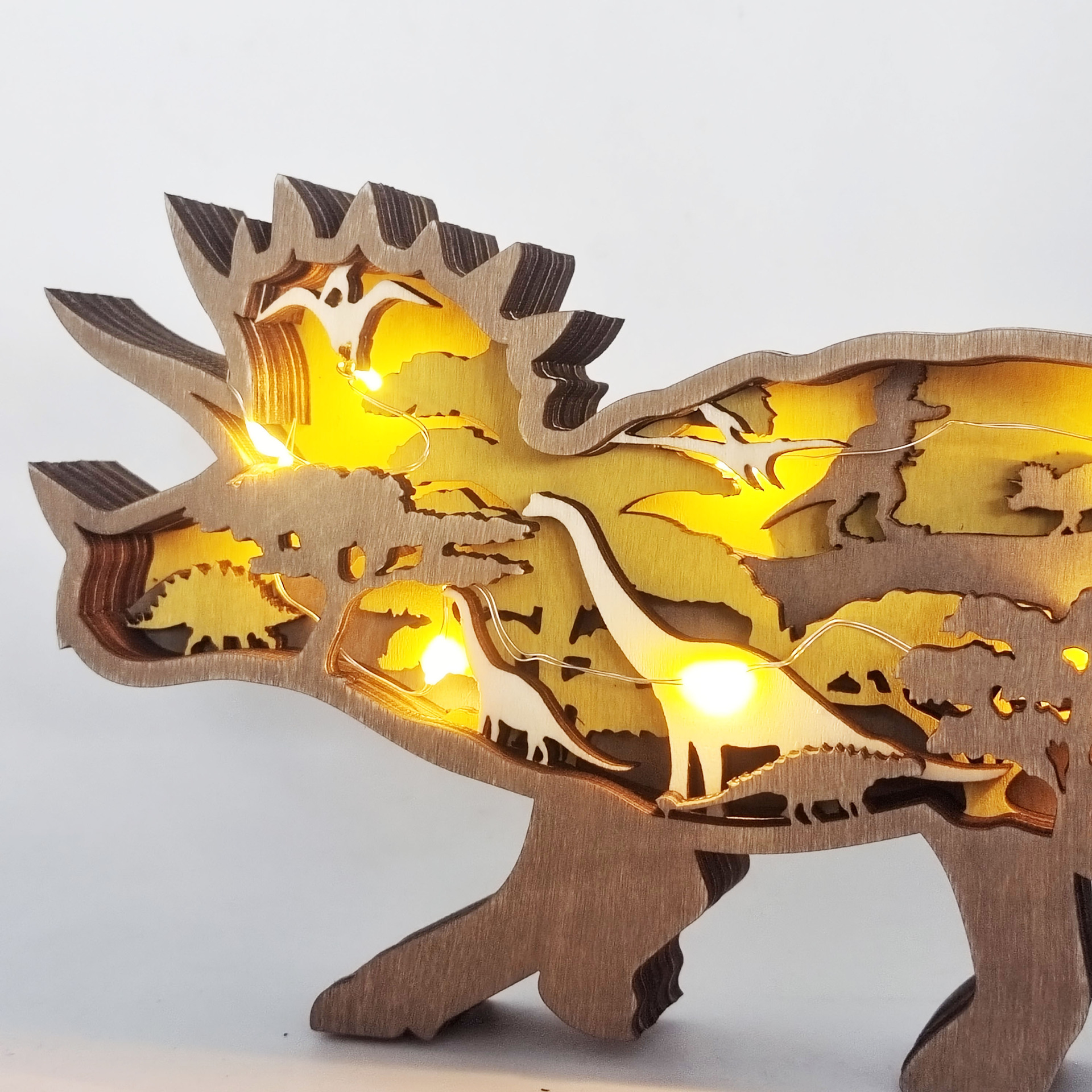 Ceratopsian Lamp