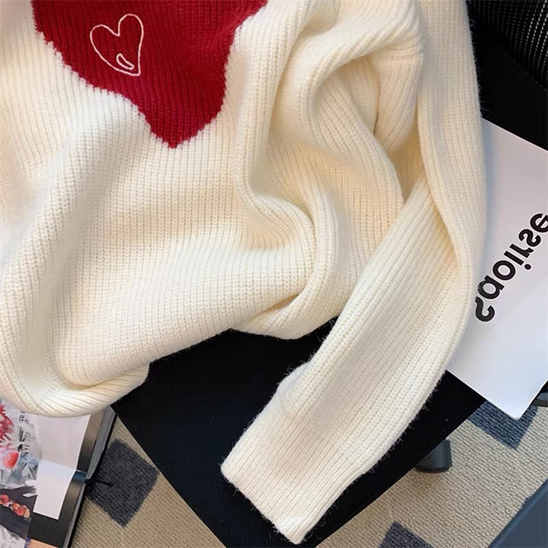 Trendy And Lazy Design For Minority Knitwear