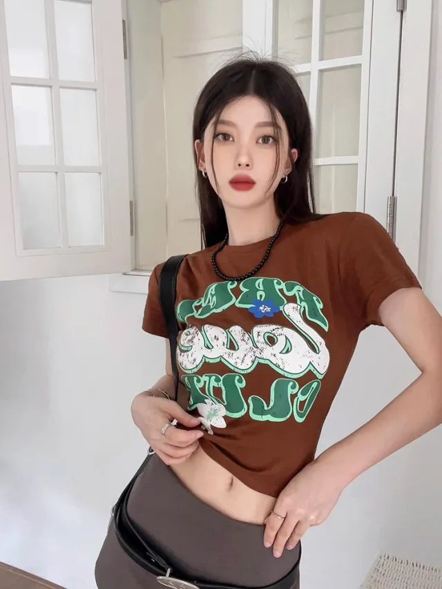Retro Short Sleeve T shirt Women's Fashion Short Top Brown - Shop at LoveMi