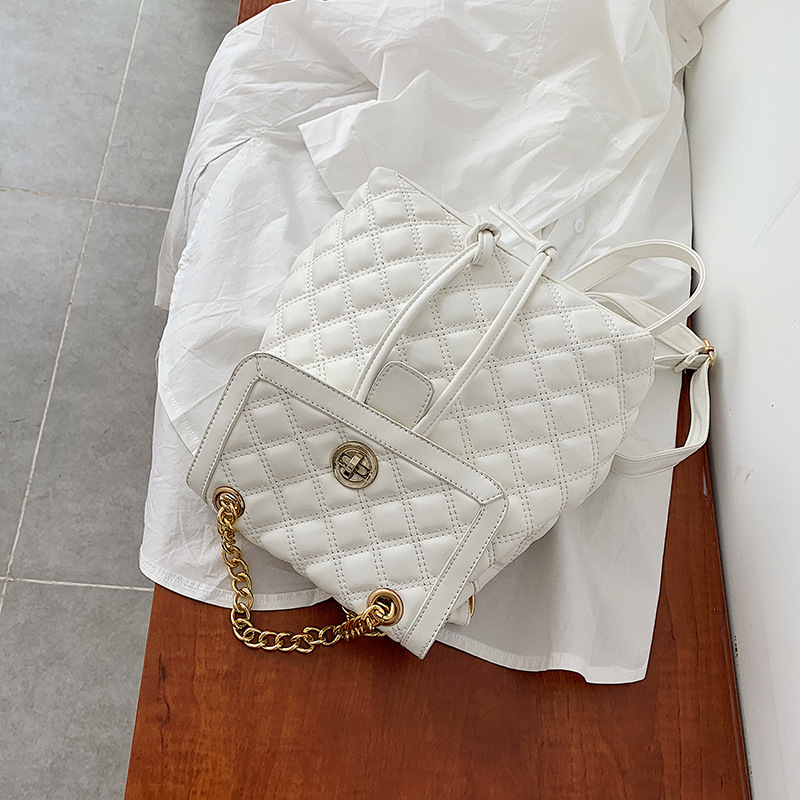 Title 3, Lingge Chain Bag Versatile And Fashionable Back...