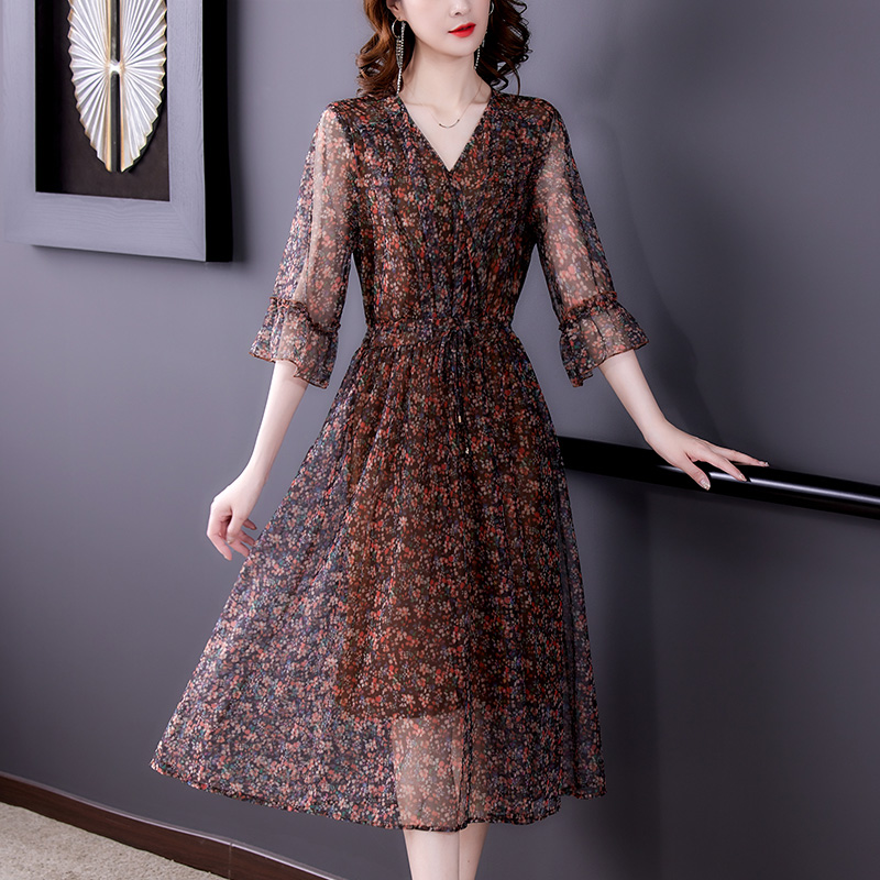 Floral Print Dress, picture 2 of 5