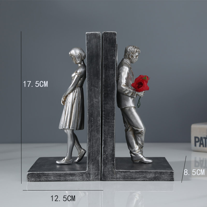 Banksy Lovers Bookends, picture 2 of 3