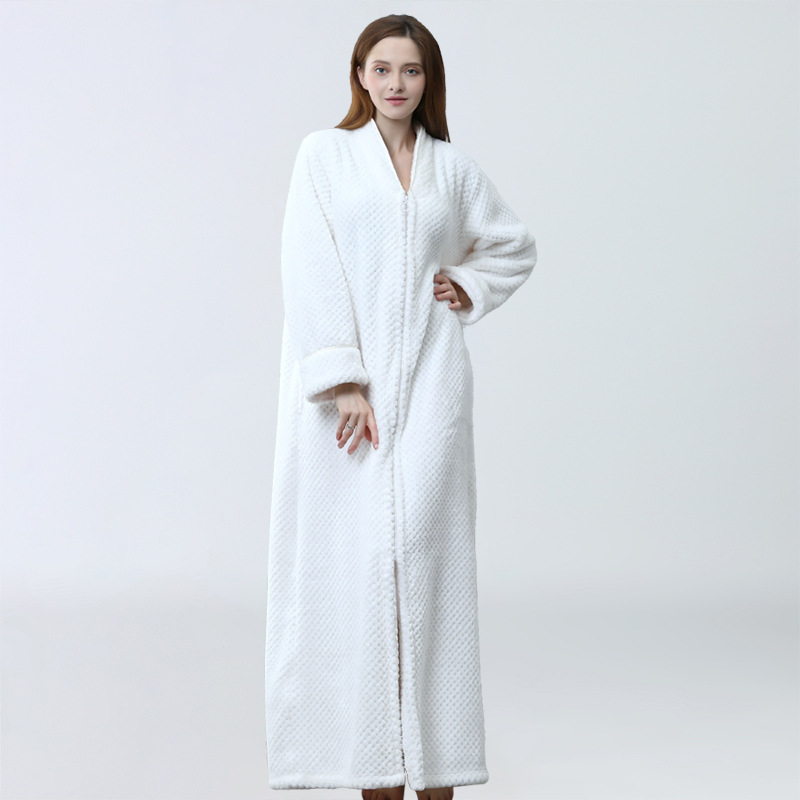 Title 2, Autumn And Winter New Fashion Nightdress Couple...