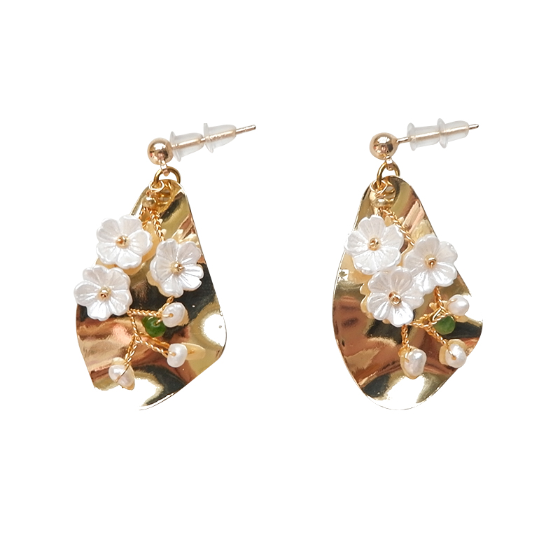 Vintage Hand-woven Super Fairy Flowers French Gentle Earring Clip Girl