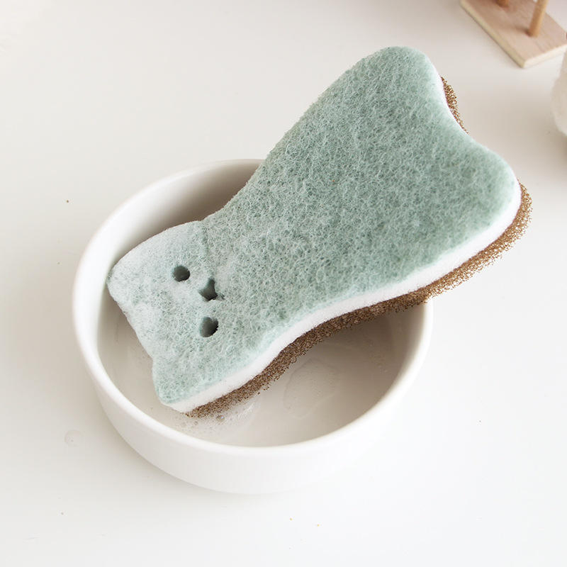 Title 3, Double-sided pet sponge brush