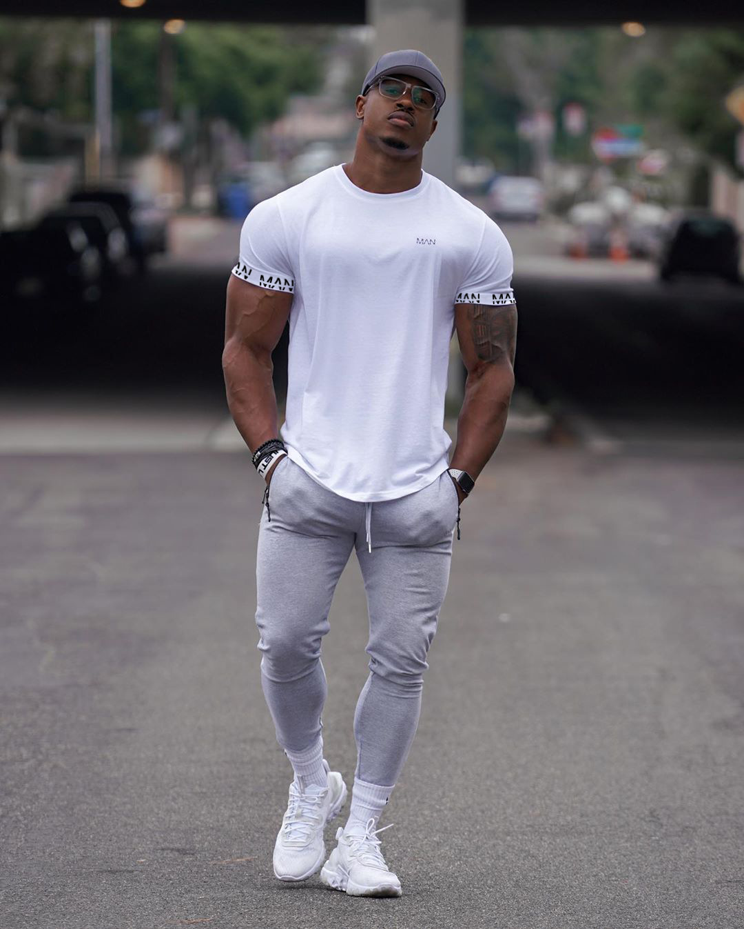New Sports Short Sleeve T-Shirt Men's Fitness Fashion