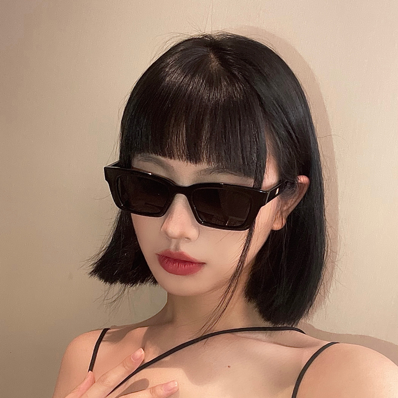 Women’s Fashion Retro Small Face Sunglasses