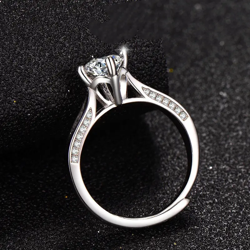 Women's Fashion Mosant Diamond Ring
