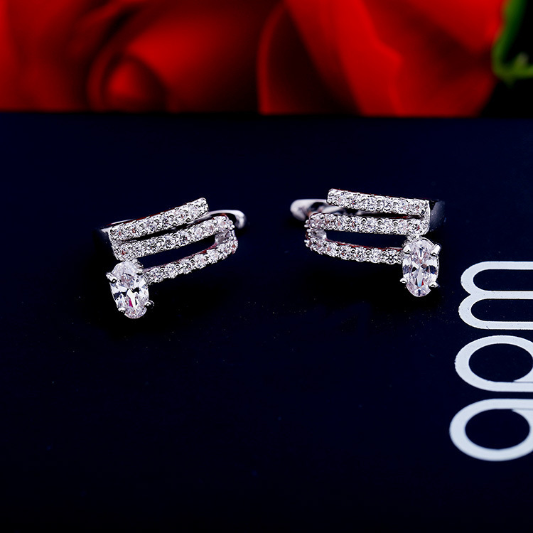 European And American Temperament Individual Earrings