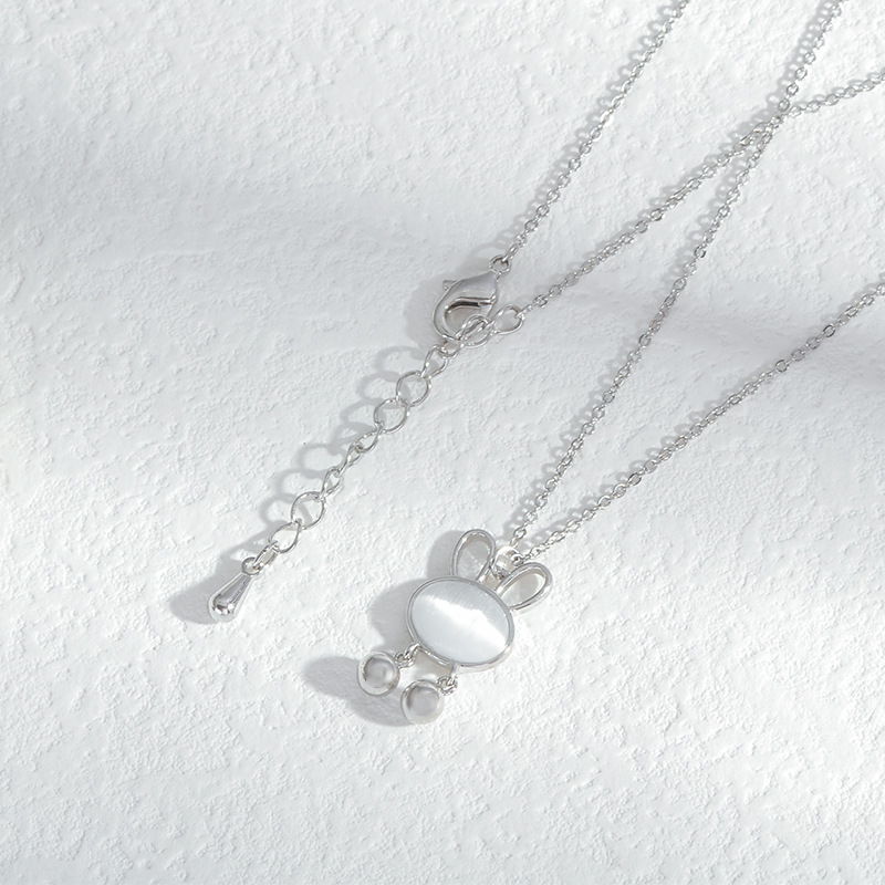 Light Luxury Niche Design Rabbit Pendant