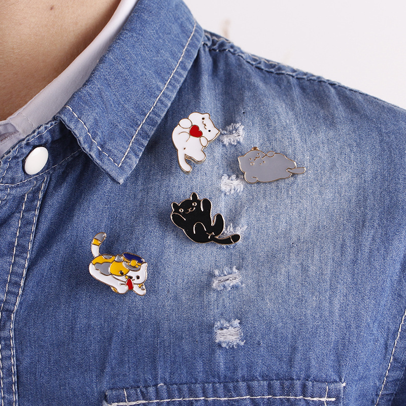 Title 10, Dripping Cute Cartoon Flover Pin Clothing Corsage